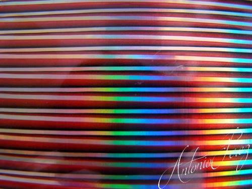 Synthetic Tapered Quill Holographic Rouge Autocollant